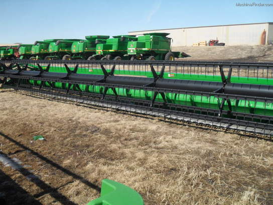 2011 John Deere 635F