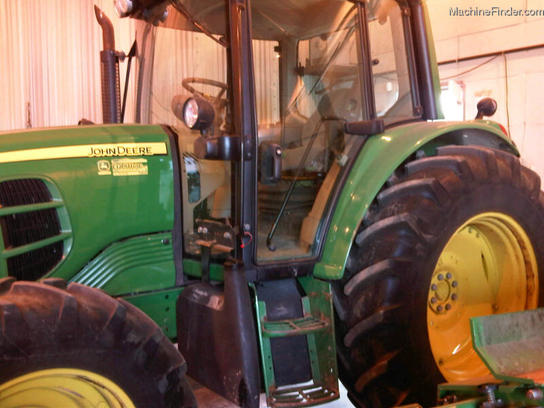 2007 John Deere 6330
