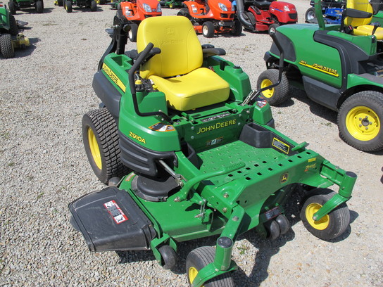 2011 John Deere Z910A