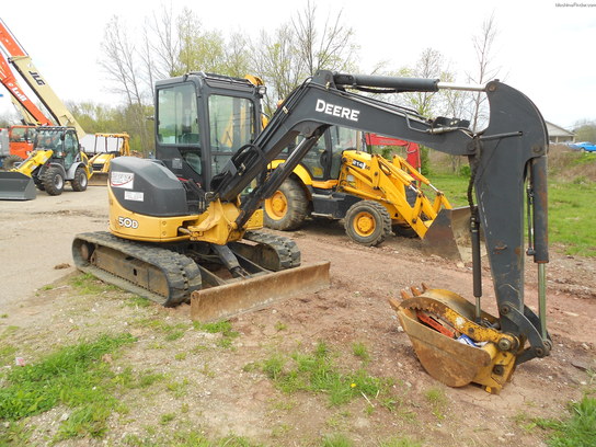 2006 John Deere 50D