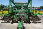 2001 John Deere 1780