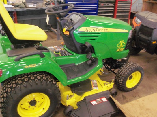 2009 John Deere X729