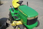 2000 John Deere LX279
