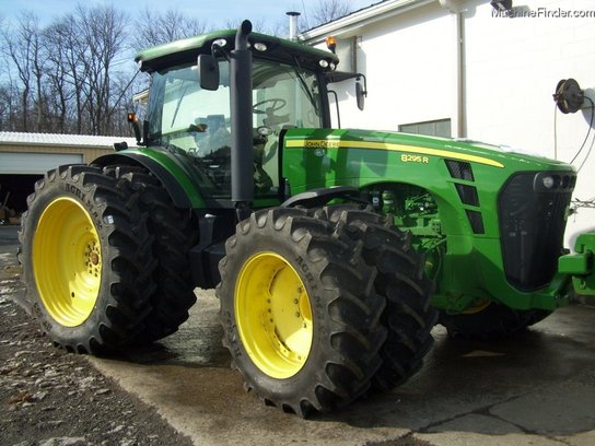 2010 John Deere 8295R