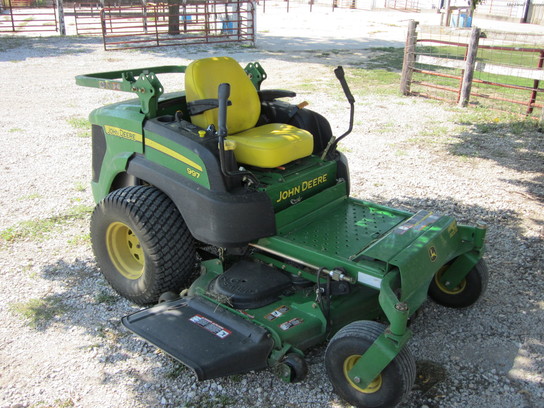 2011 John Deere 997