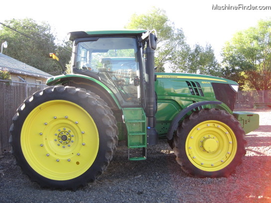 2012 John Deere 6210R