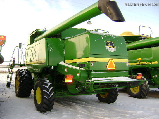2009 John Deere T670