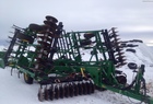2005 John Deere 726