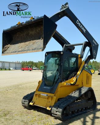 2012 John Deere 329D