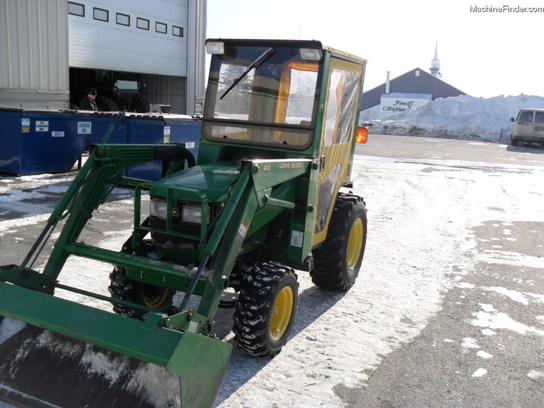 2001 John Deere 4100
