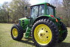 2009 John Deere 7330