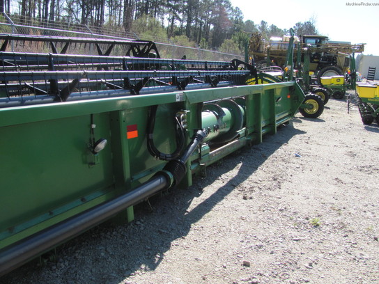 2004 John Deere 630F