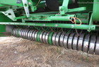 2002 John Deere 567