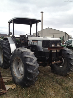 1993 White 6085