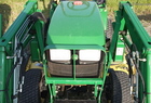 2004 John Deere 2210