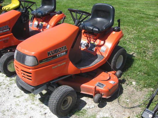 1998 Kubota T1760