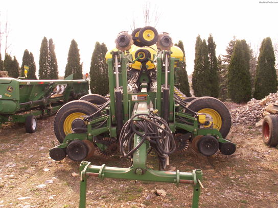 2007 John Deere 1770 24ROW