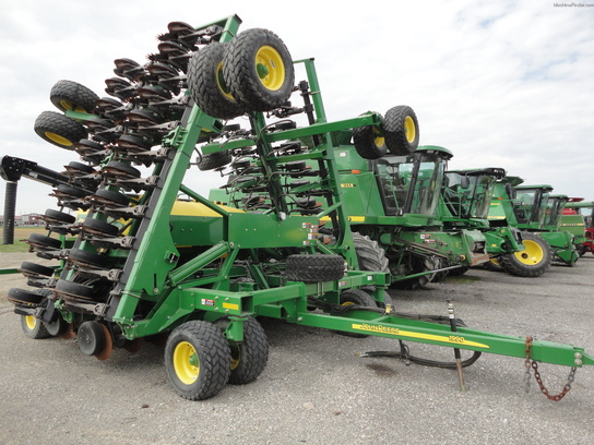 2007 John Deere 1990