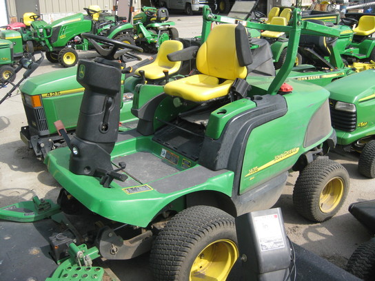 2002 John Deere 1435