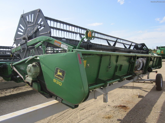 1998 John Deere 930