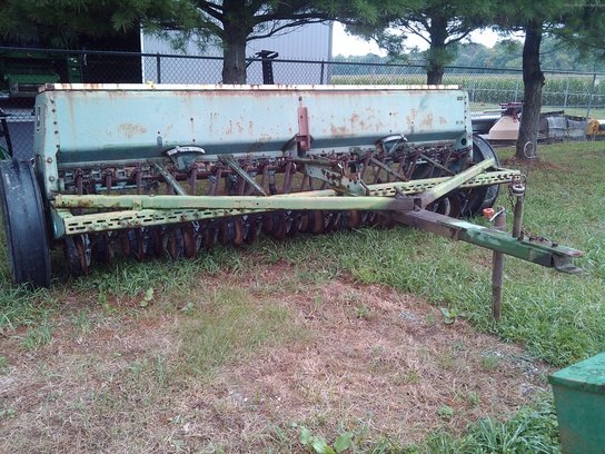  John Deere 8300