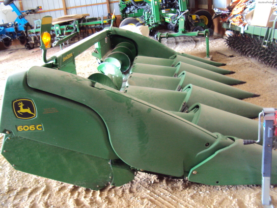 2010 John Deere 606C
