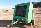 1997 John Deere 566