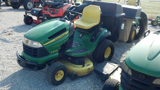 2008 John Deere LA135