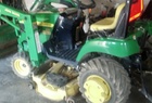 2004 John Deere 2210