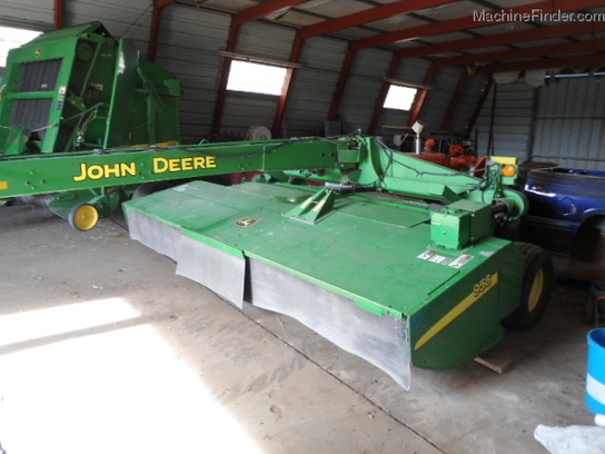 2002 John Deere 956