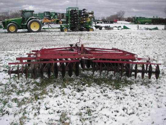  International 370