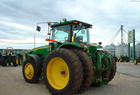 2009 John Deere 8430