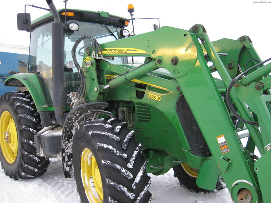 2009 John Deere 7630