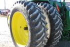1997 John Deere 8200