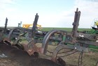  John Deere 3700