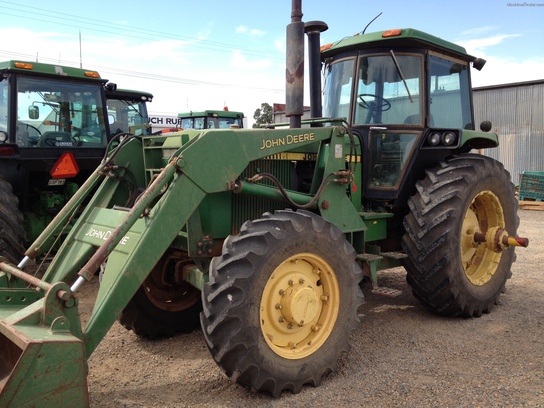 1988 John Deere 4450