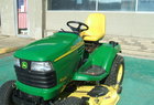  John Deere X585
