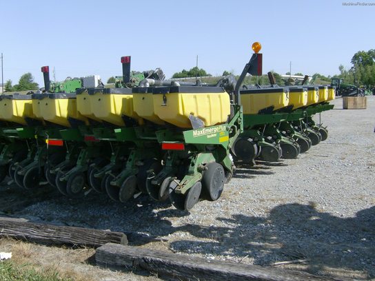 2001 John Deere 1780