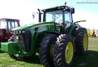 2010 John Deere 8225R