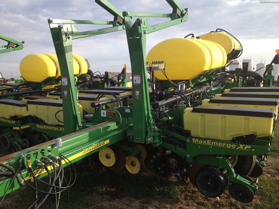 2012 John Deere 1770NT