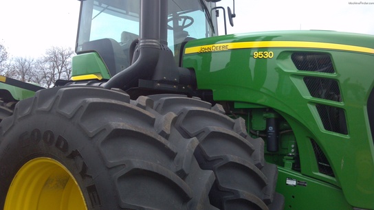2011 John Deere 9530