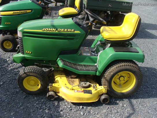 1999 John Deere 325