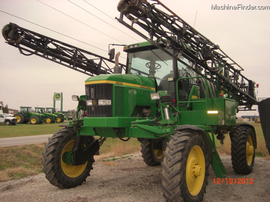 1998 John Deere 4700