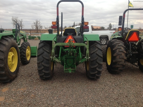 2008 John Deere 5203