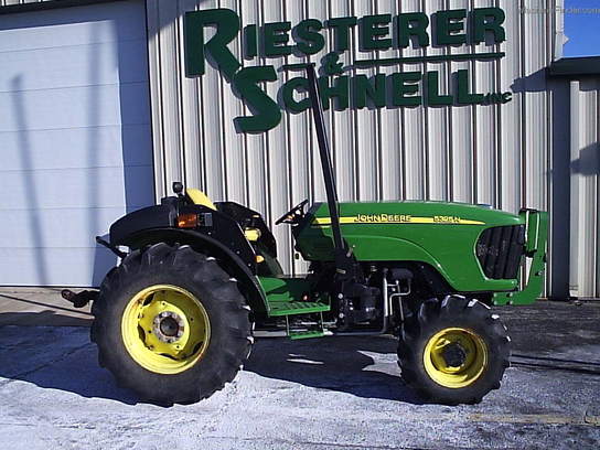 2008 John Deere 5325N