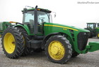 2009 John Deere 8330