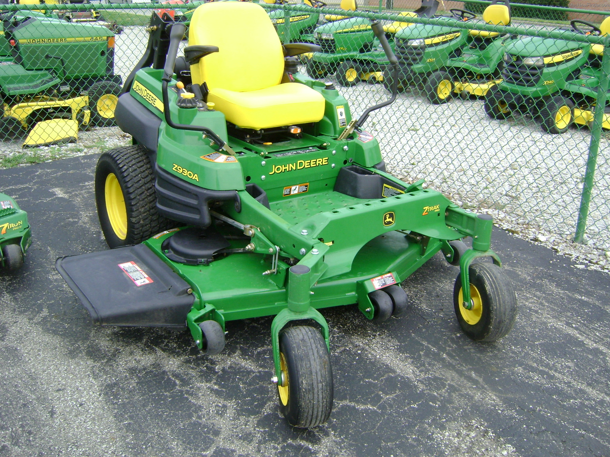 2012 John Deere Z930A Lawn & Garden and Commercial Mowing John Deere