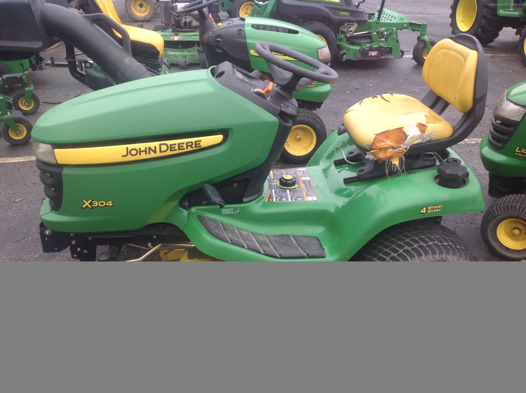2008 John Deere X304 Lawn & Garden and Commercial Mowing John Deere MachineFinder