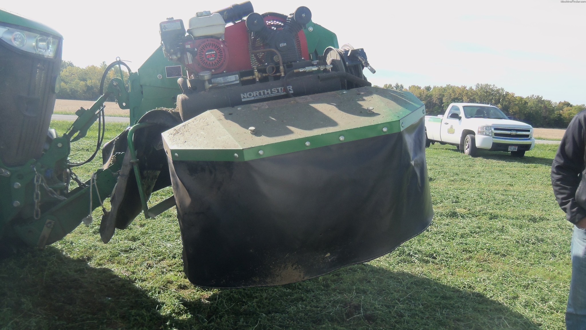 2014 John Deere 131 Image 9