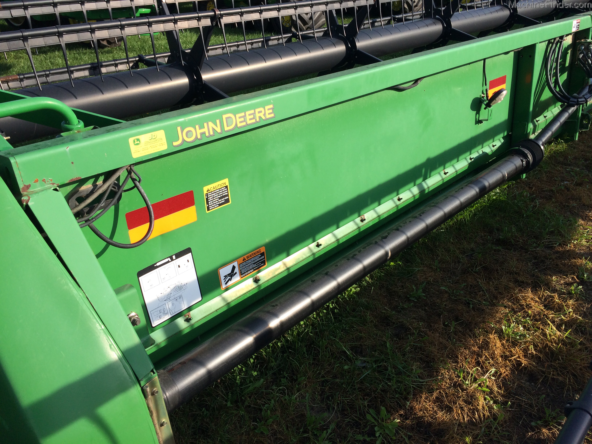 2006 John Deere 635F Image 16